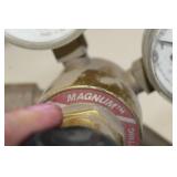 Lot of (2) Compressed Gas Regulator Gauge Set  with Smith Acetylene Gas 30-150-510 400psi, Lincoln Electric Magnum 4000psi