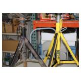 Lot of (4) Pipe Stand V-head 24" Base