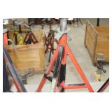 Lot of (2) Ridgid Pipe Stand V-head