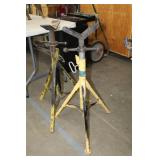 Lot of (2) Sumner Pipe Stand V-head