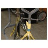 Lot of (2) Sumner Pipe Stand V-head