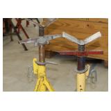 Lot of (2) Ridgid Pipe Stand V-head