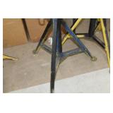 Lot of (2) Sumner Pipe Stand V-head