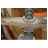 Lot of (2) Ridgid Pipe Stand V-head