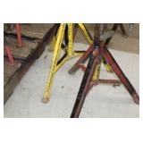 Lot of (2) Sumner Pipe Stand V-head