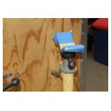 Lot of (2) Sumner Pipe Stand V-head