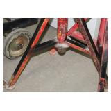 Lot of (2) Ridgid Pipe Stand V-head