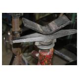 Lot of (2) Ridgid Pipe Stand V-head