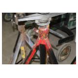 Lot of (2) Ridgid Pipe Stand V-head