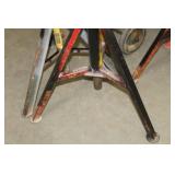 Lot of (2) Ridgid Pipe Stand V-head
