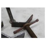 Lot of (3) V-head Pipe Stand Head Assembly