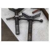 Lot of (3) V-head Pipe Stand Head Assembly