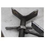 Lot of (3) V-head Pipe Stand Head Assembly