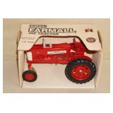 Ertl Farmall 350 Die Cast Tractor - 1/16 Scale