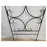 New Panacea Scroll Trellis