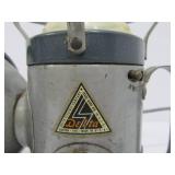 Vintage DELTA Powerlite Lantern