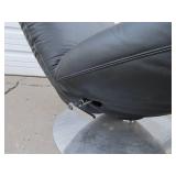 Quality Reclining Lounge Chair by Schultz Seating Company