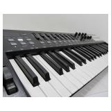 Working M-AUDIO Oxygen 49 Electric Keyboard