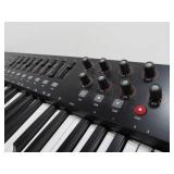 Working M-AUDIO Oxygen 49 Electric Keyboard