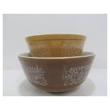 Pair Matching Vintage PYREX Nesting/Mixing Bowls