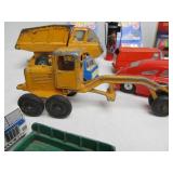 Large Lot of Vintage & Newer Toy Cars Vehicles Diecast etc