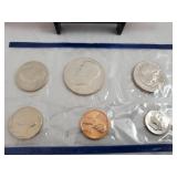 1981 U S Mint Uncirculated Philadelphia & Denver Mint Sets
