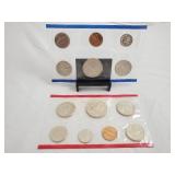 1981 U S Mint Uncirculated Philadelphia & Denver Mint Sets