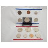 1981 U S Mint Uncirculated Philadelphia & Denver Mint Sets