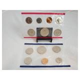 1981 U S Mint Uncirculated Philadelphia & Denver Mint Sets