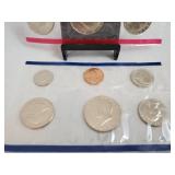 1981 U S Mint Uncirculated Philadelphia & Denver Mint Sets
