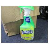 8- 32 oz Spray Bottles Fantastik...