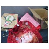 Tree Skirt, Lg Snowman Shirt, Light...