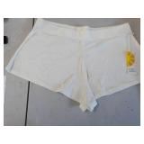 17 pair C and California size M Sho...