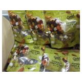 Case of 12 - 5 oz Bags Gold Pistach...