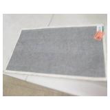 merry christmas rug 18x30...