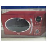 ginnys 0.9 cuft microwave 900 watts...
