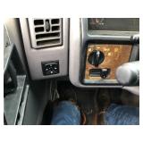 1993 Jeep Grand Cherokee Laredo - 4x4