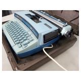 Vintage Smith Corona Typewriter in Case