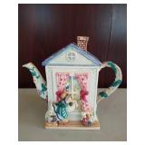 Fitz and Floyd- Gooseberry Lane House Teapot