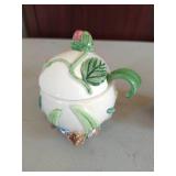 Fitz and Floyd Classics- Duck and Egg Sugar and Creamer Set