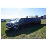 1999 Ford Expedition XLT Stretch Limousine