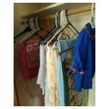 Collection of Home Décor and Linens
