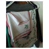 Collection of Home Décor and Linens