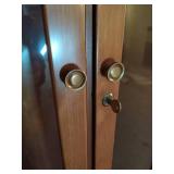 Gun Cabinet with Key