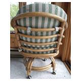 Rattan Patio Table With Four Chairs