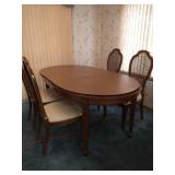 Dining Table With Four Thomasville Chairs