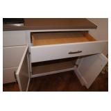 Kitchen Cabinets with Countertop
