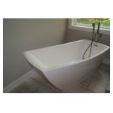 Stand-Alone Jacuzzi Tub with Faucet and Wand