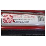(2) Hydraulic Cylinders
