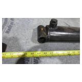 (2) Hydraulic Cylinders